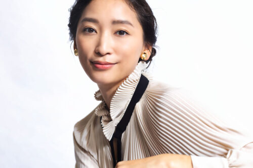 杏のフランス移住後の仕事は？